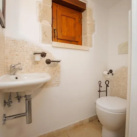 Trulli Oiseaux Migrateurs Nocleg ze śniadaniem 3*