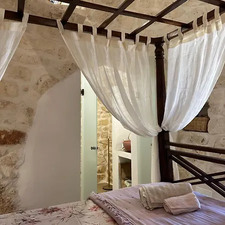 Trulli Oiseaux Migrateurs 4* 切列梅萨皮卡