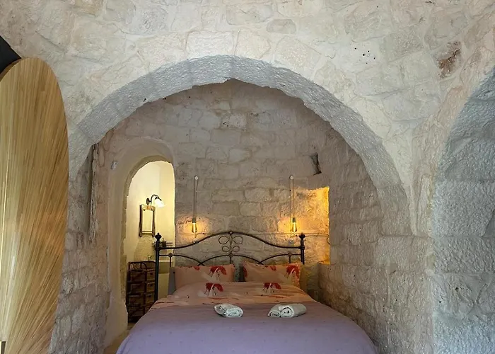 Trulli Oiseaux Migrateurs Ceglie Messapica