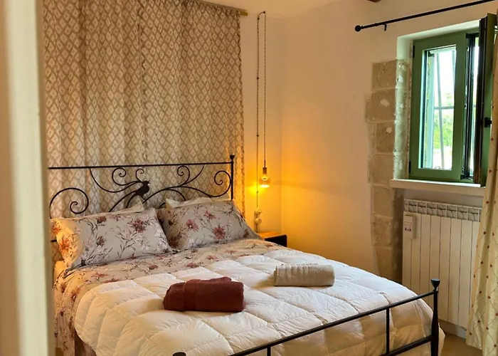 Trulli Oiseaux Migrateurs Ceglie Messapica