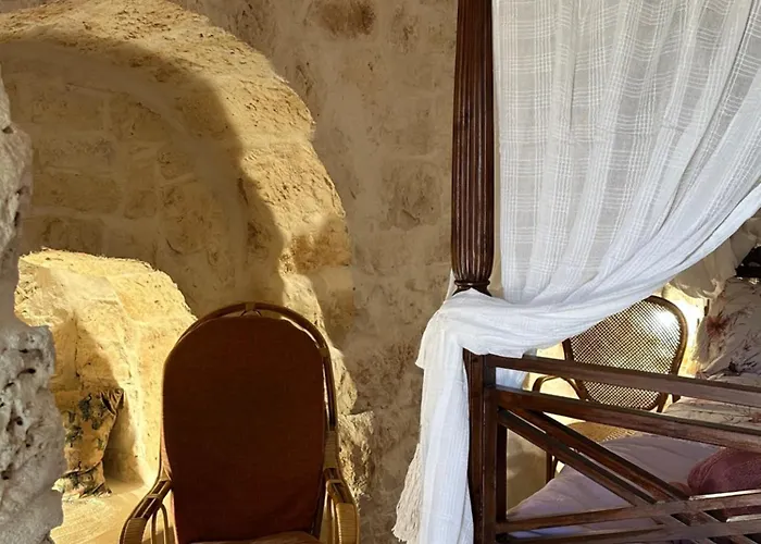 Trulli Oiseaux Migrateurs Bed & Breakfast 4*