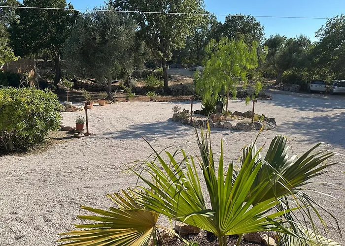 Bed & Breakfast Trulli Oiseaux Migrateurs 4*