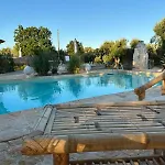 Trulli Oiseaux Migrateurs Bed & Breakfast 4*
