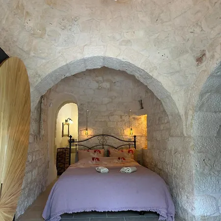 Trulli Oiseaux Migrateurs Ceglie Messapica