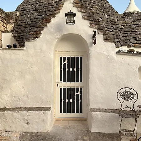 Trulli Oiseaux Migrateurs *