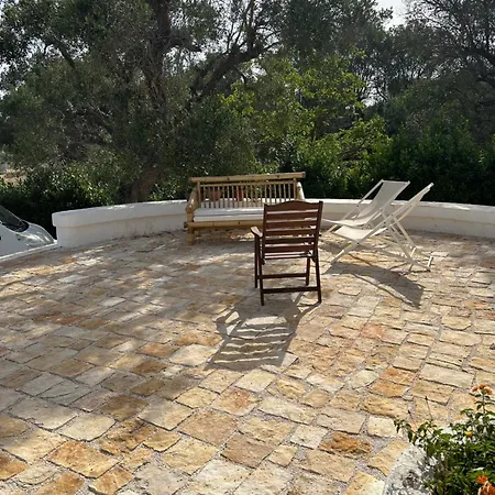 Trulli Oiseaux Migrateurs *